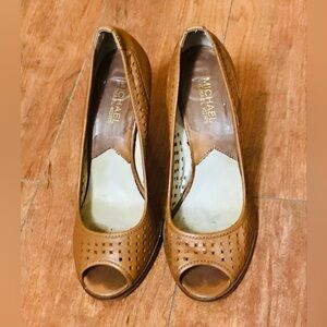 Michael Kors Leather Heels With Square Cutout Design